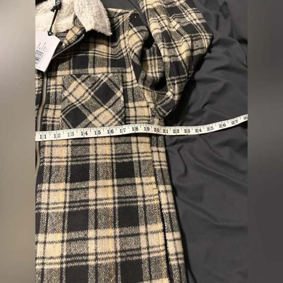 WeSC Jacket American Liam Plaid Sherpa Shacket Zip Up Flannel New w Tags Size L - Picture 3 of 6